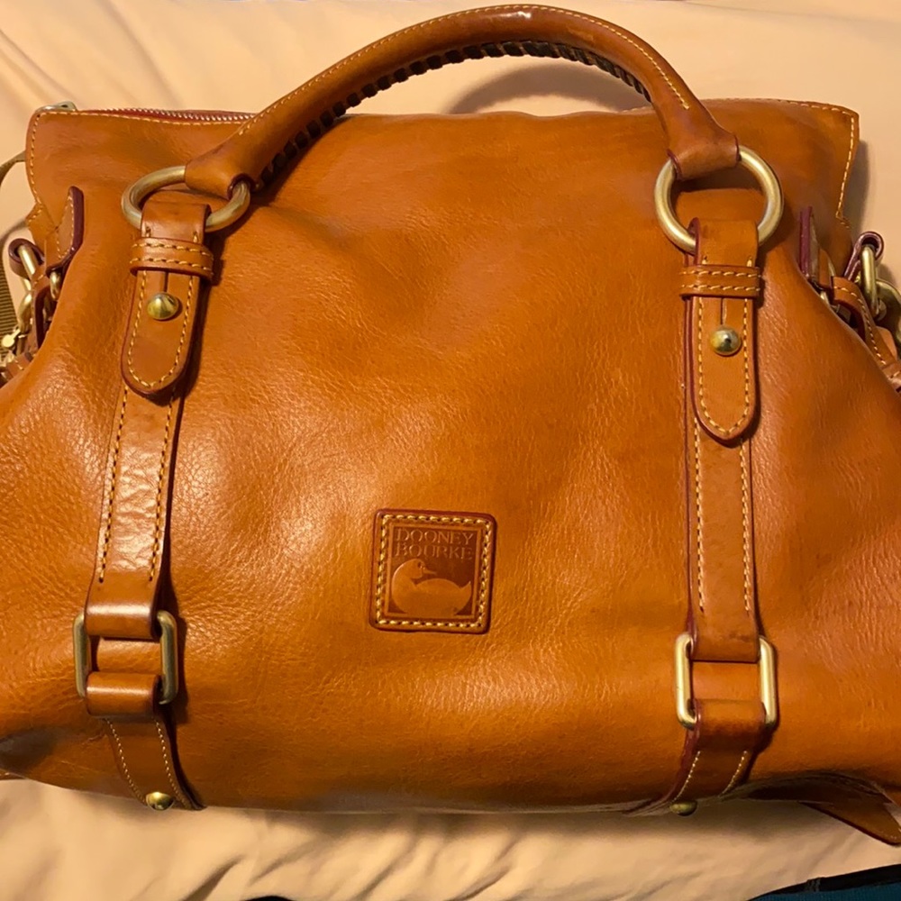 Dooney & Bourke